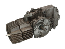 Puch E50 pedal start engine 4 bearings with cylinder 2 Puch E50 pedal start engine 4 bearings with cylinder 2